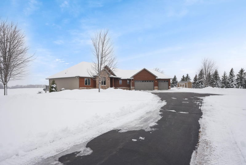 51830 147th Ave, Waterville, MN 56096
