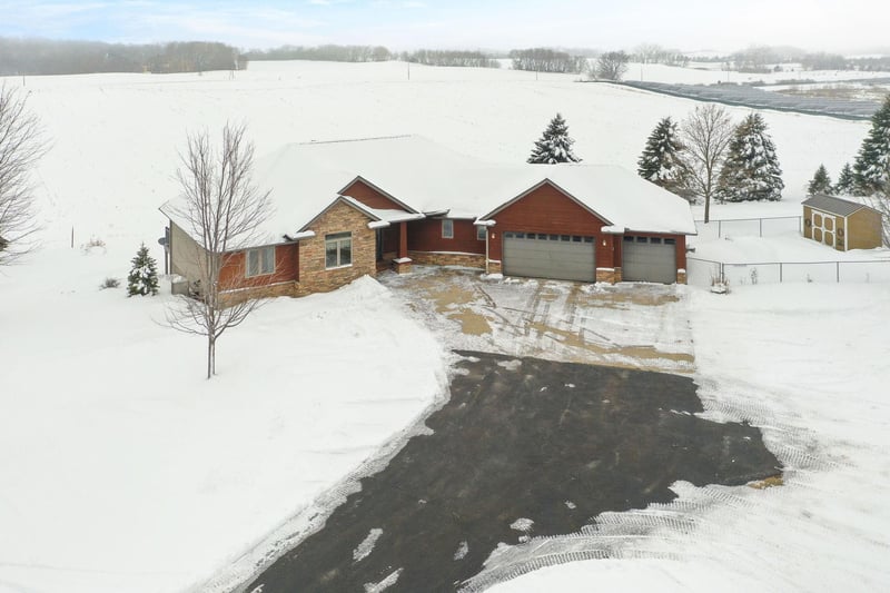 51830 147th Ave, Waterville, MN 56096