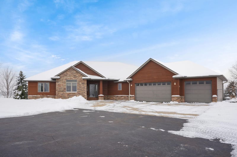 51830 147th Ave, Waterville, MN 56096