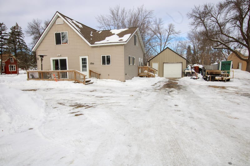 150 W Church Ave, Nelson, MN 56355