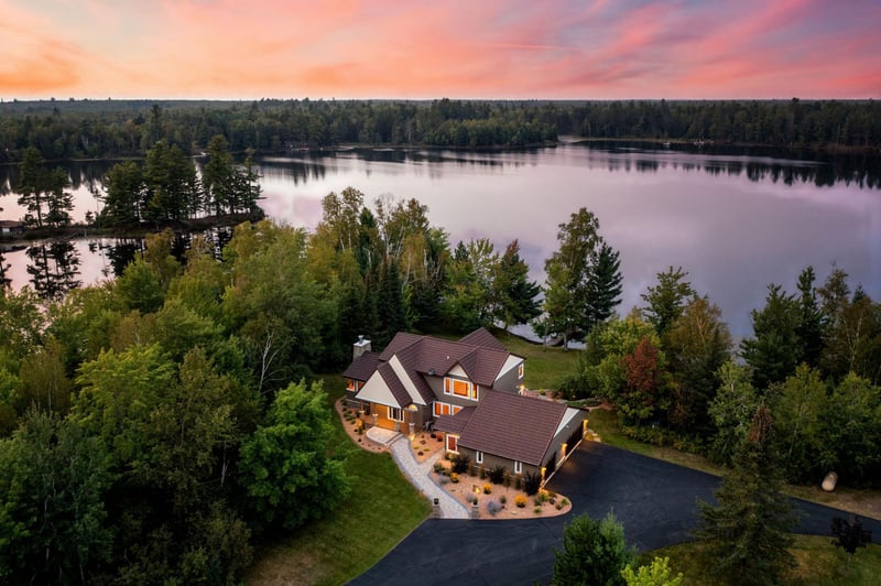 5575 Cook Lake Dr, Duluth, MN 55803