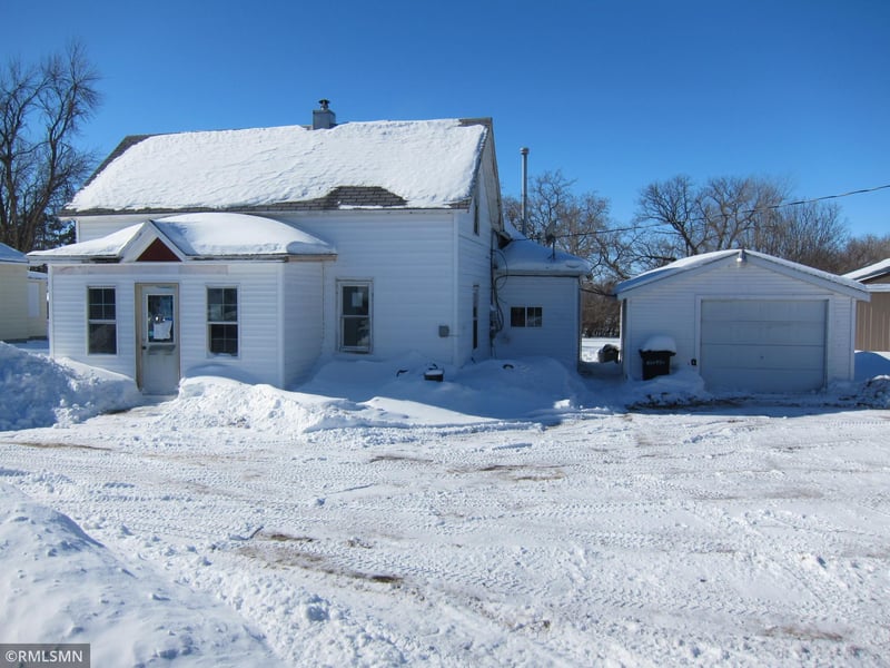 202 4th St SW, Twin Valley, MN 56584