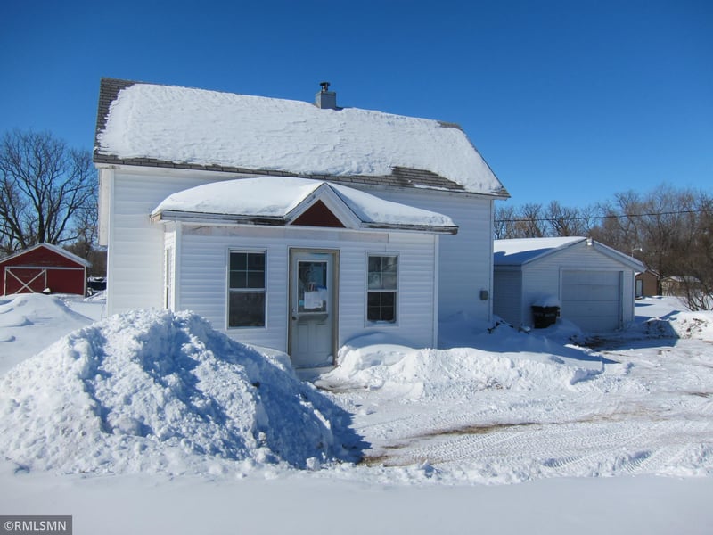 202 4th St SW, Twin Valley, MN 56584