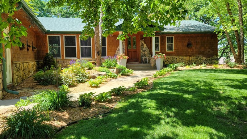 2835 Lindgren Ln, Maple Plain, MN 55359