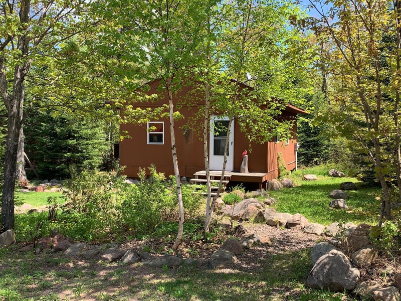 9 Forest Ln, Lutsen, MN 55612
