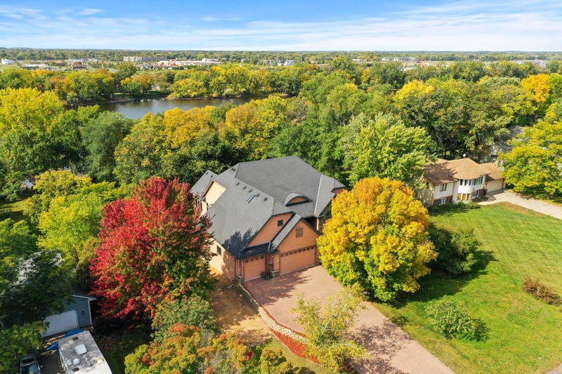 16762 Yale St NW, Elk River, MN 55330