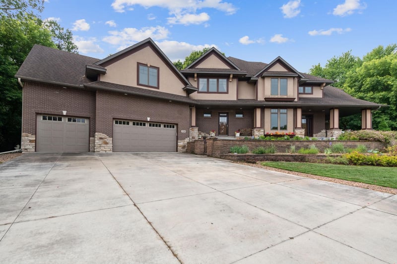 716 169th Ln NE, Ham Lake, MN 55304