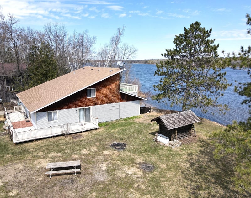 604 Summit Ave NE, Hill City, MN 55748