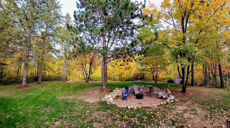 7402 Donnywood Cir E, Britt, MN 55710