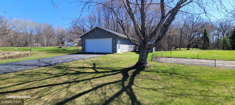 10414 201st Ct, Silver Lake, MN 55381