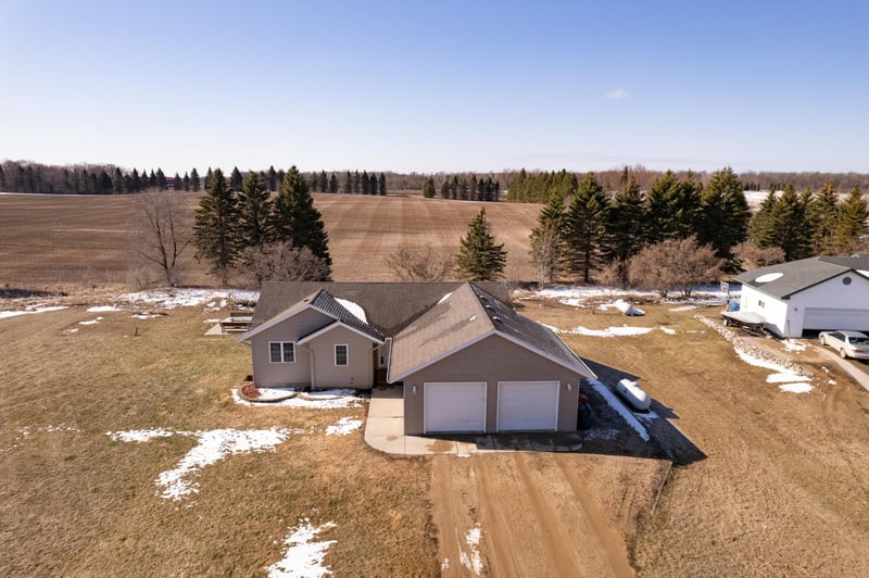 507 Hunter Ln, Garfield, MN 56332