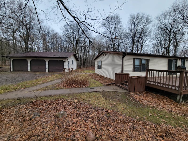 N6104 Lake Rd, Stone Lake, WI 54876