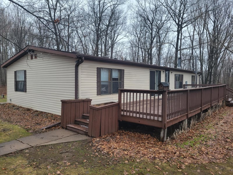N6104 Lake Rd, Stone Lake, WI 54876