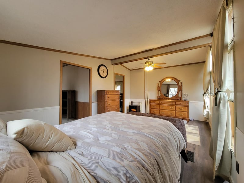 N6104 Lake Rd, Stone Lake, WI 54876
