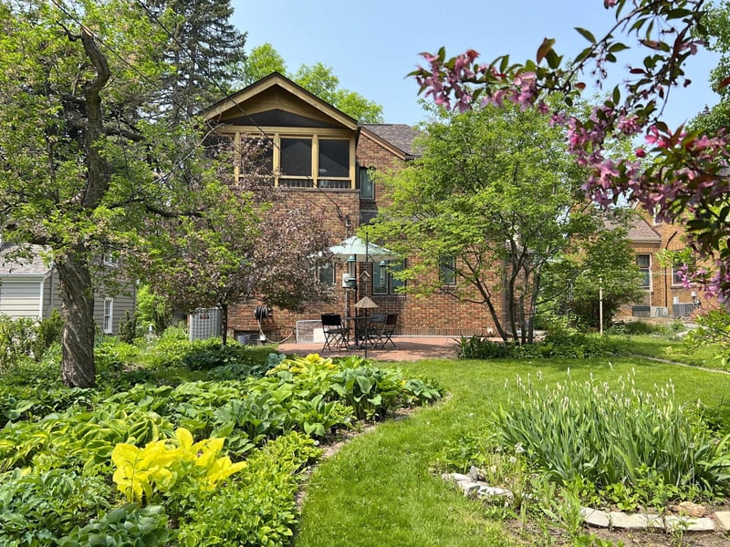 1384 E Como Blvd, Saint Paul, MN 55117