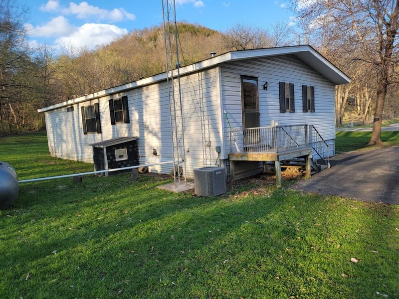 S2315 County Rd N, Cochrane, WI 54622