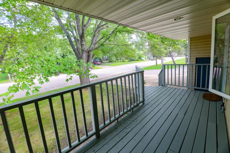 111 3rd Ave NE, Bertha, MN 56437