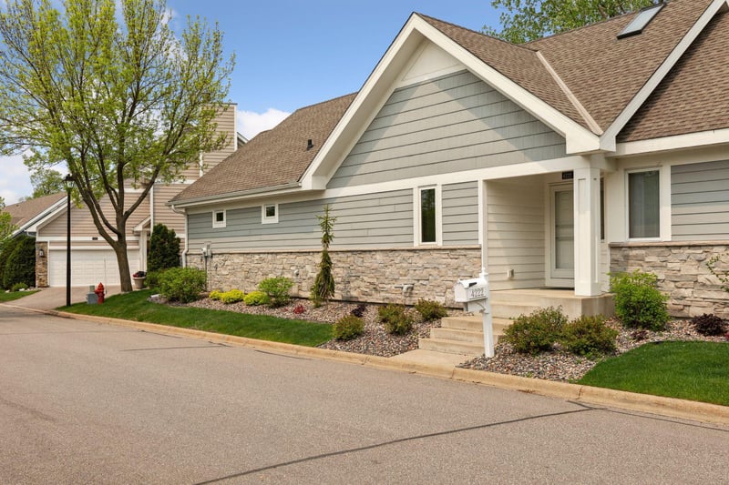 4222 West Arm Dr, Spring Park, MN 55384