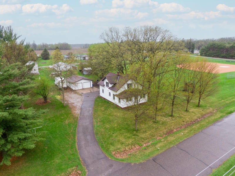 56 1st St S, Flensburg, MN 56328