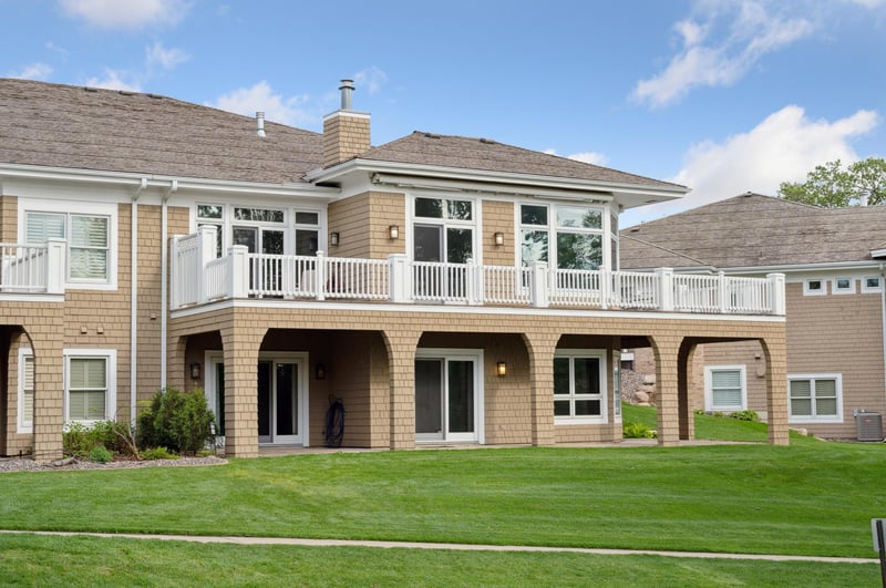 716 Widsten Cir, Wayzata, MN 55391