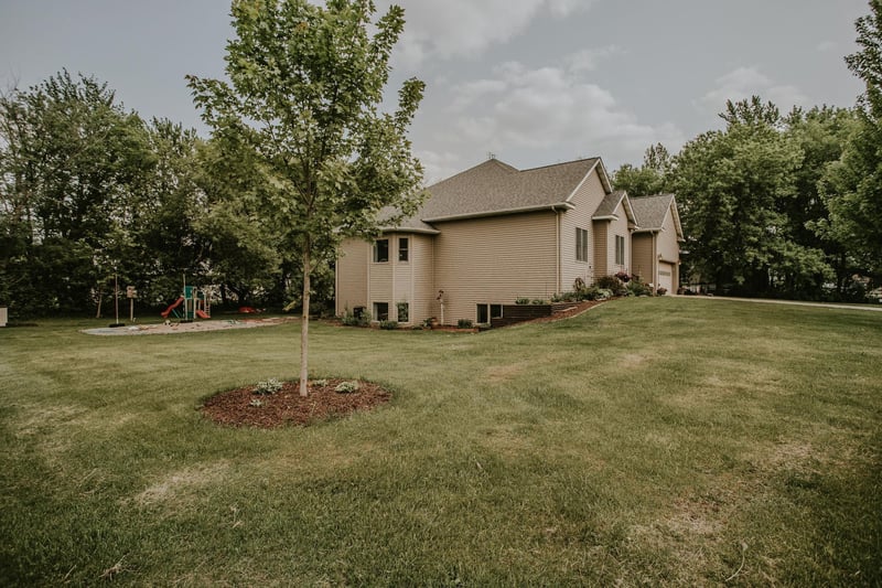 301 Mork Ln, Dexter, MN 55926