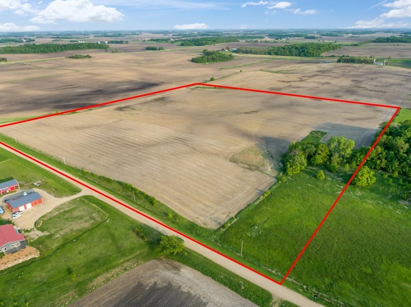XXX 354th St, Le Center, MN 56057