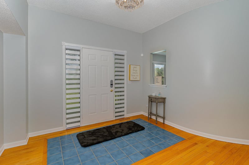 11151 Akron Ave, Inver Grove Heights, MN 55077