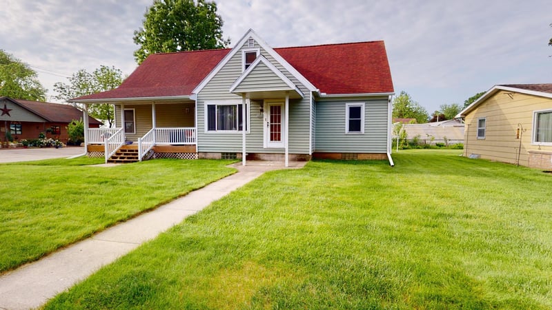 20693 W Gale Ave, Galesville, WI 54630