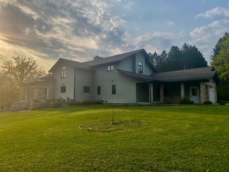 2743 10th St SE, Baudette, MN 56623