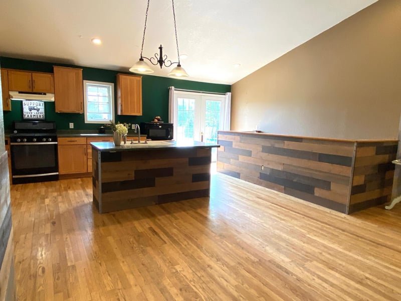 133 Miller Ct, Le Roy, MN 55951