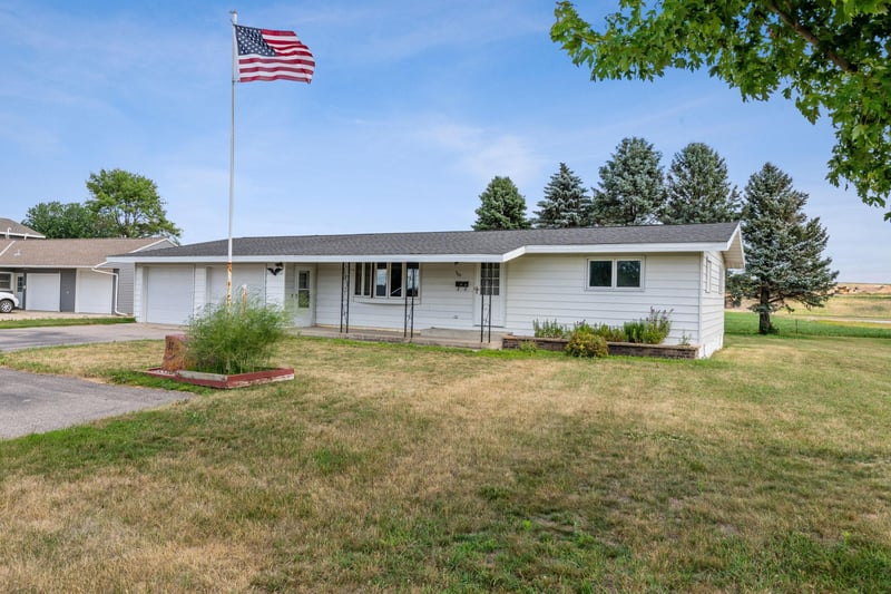 700 Main St, Courtland, MN 56021