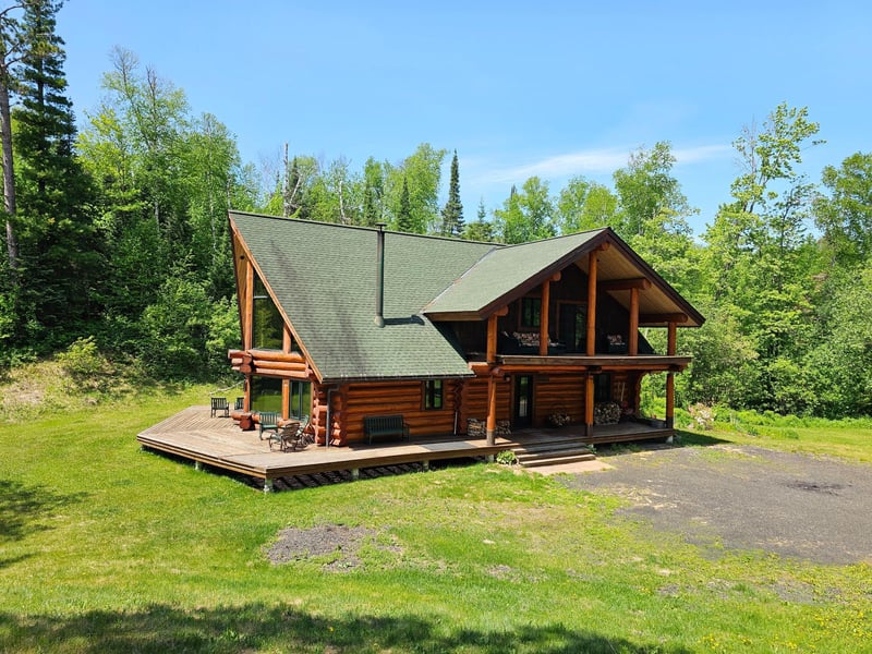3809 Pleasant Lake N, Eveleth, MN 55734