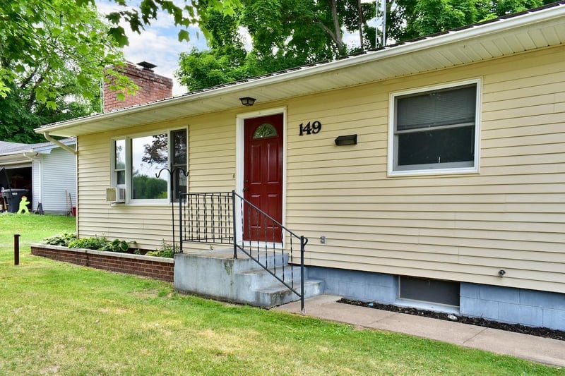 149 W 14th St, Buffalo City, WI 54622