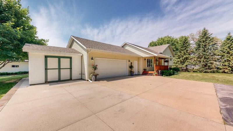235 Pleasant St, Dexter, MN 55926