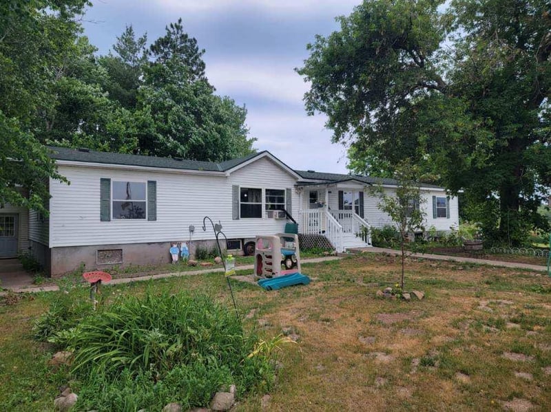 39010 Degerstrom Rd, Askov, MN 55704