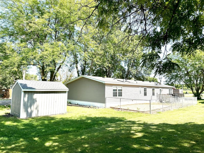 720 2nd St E, Lake Lillian, MN 56253