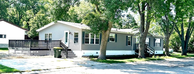 720 2nd St E, Lake Lillian, MN 56253