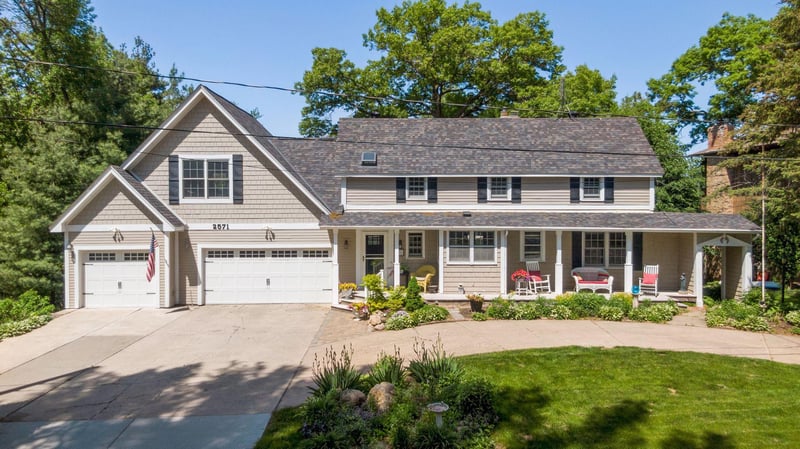 2571 Poplar Ave, North Saint Paul, MN 55109