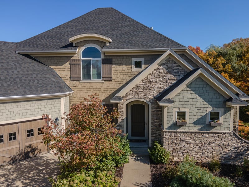8870 Callander Cir, Lakeville, MN 55044
