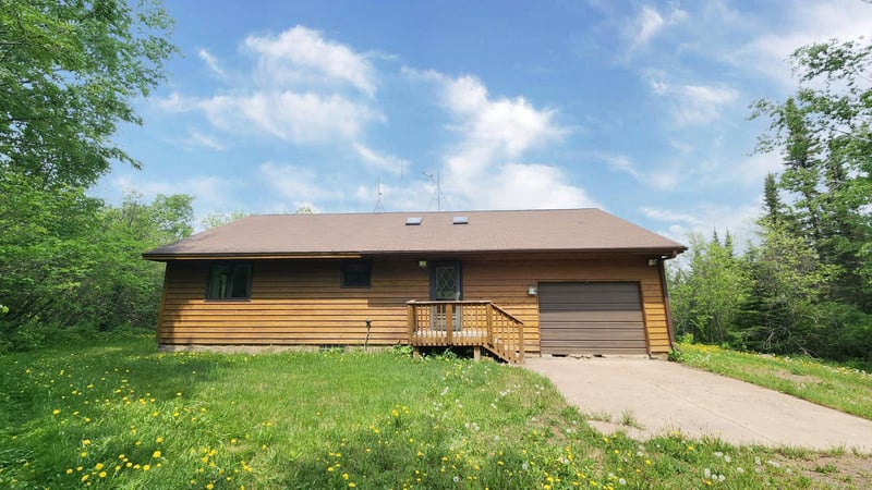 207 County Road 60, Grand Marais, MN 55604