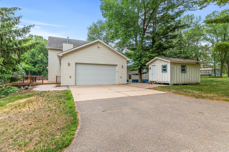 11482 Debra Ln, Ogilvie, MN 56358