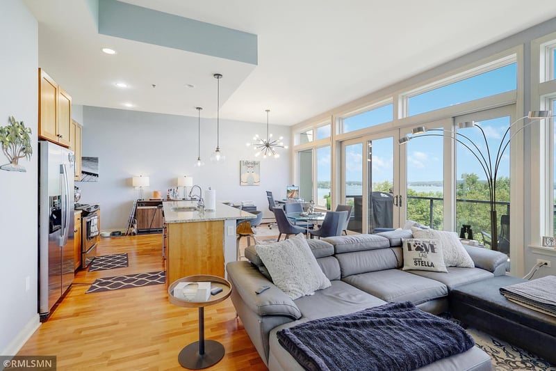 4201 Sunset Dr #512, Spring Park, MN 55384