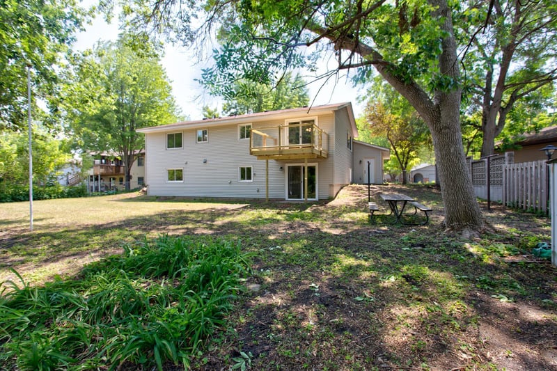 7141 Colorado Ave N, Brooklyn Park, MN 55429