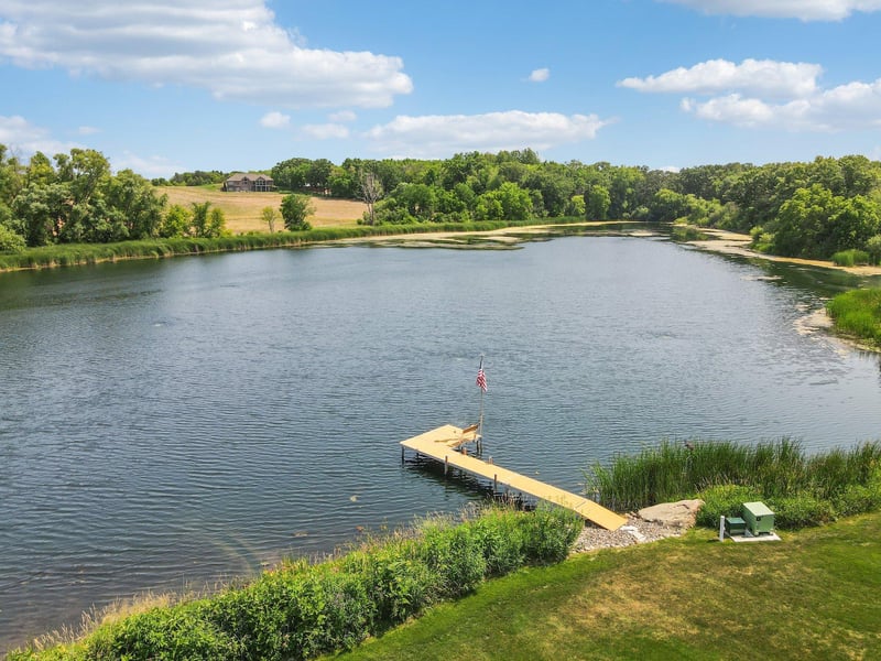 22911 Hunters Ridge Rd, Lakeville, MN 55044