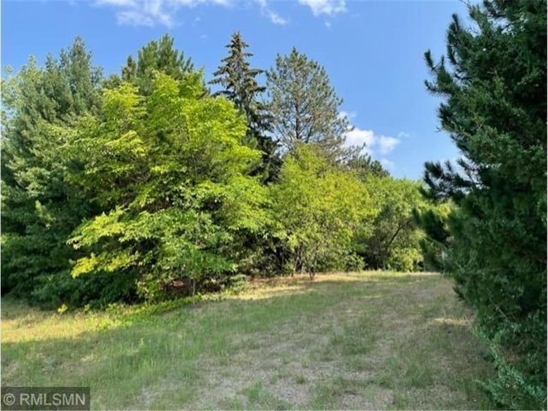 XXX Grand Ave, North Branch, MN 55056