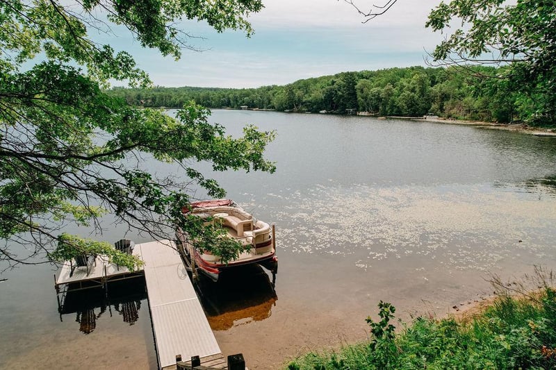 5484 N Ham Holly Dr, Stone Lake, WI 54876