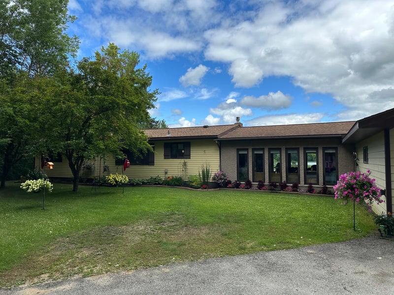 982 Noble Dr NW, Baudette, MN 56623