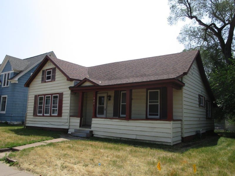 727 N Eddy St, Eau Claire, WI 54703
