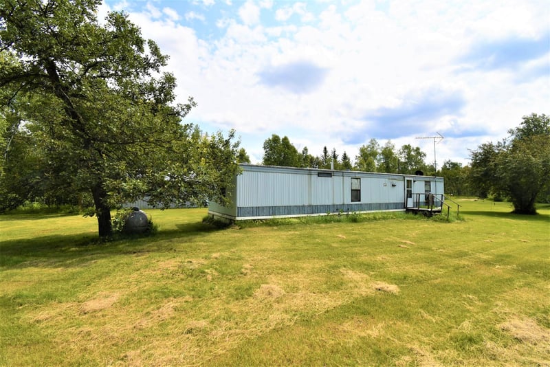 68521 Kirkwood Dr, Roosevelt, MN 56673
