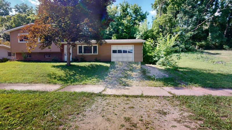 20538 10th Ct, Galesville, WI 54630